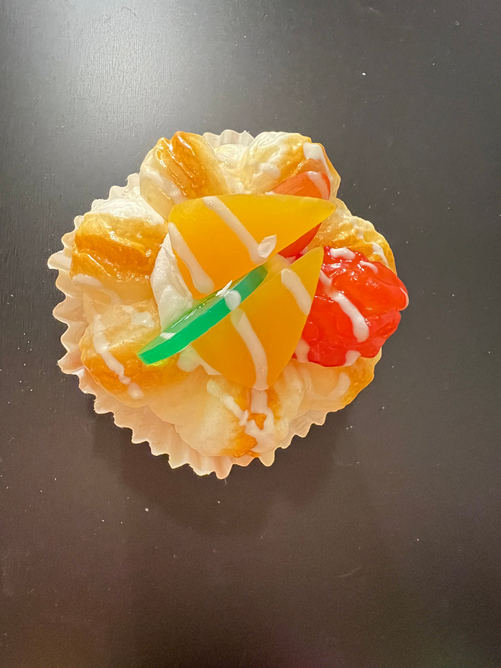 Fruit mini cake refrigerator magnets