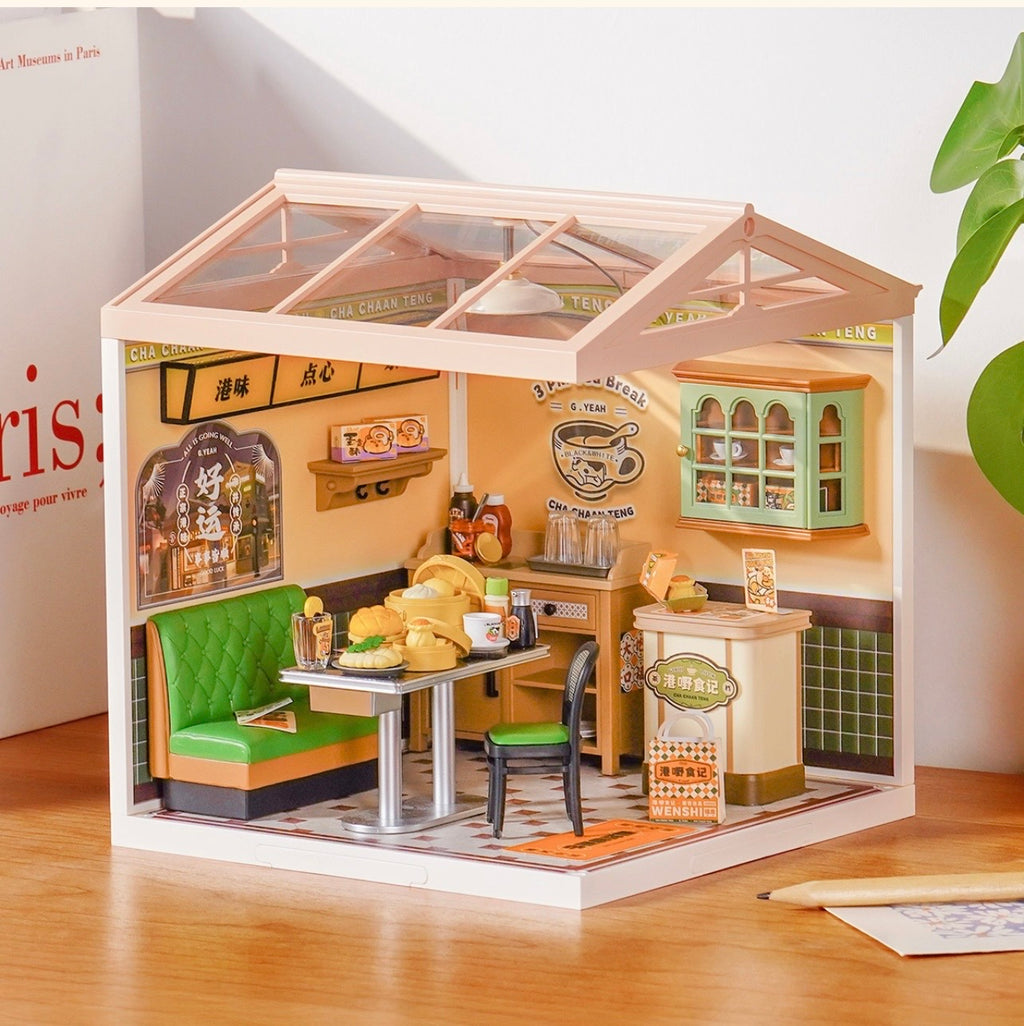 Rolife Creator Miniature House Hong Kong Bites Cafe Super