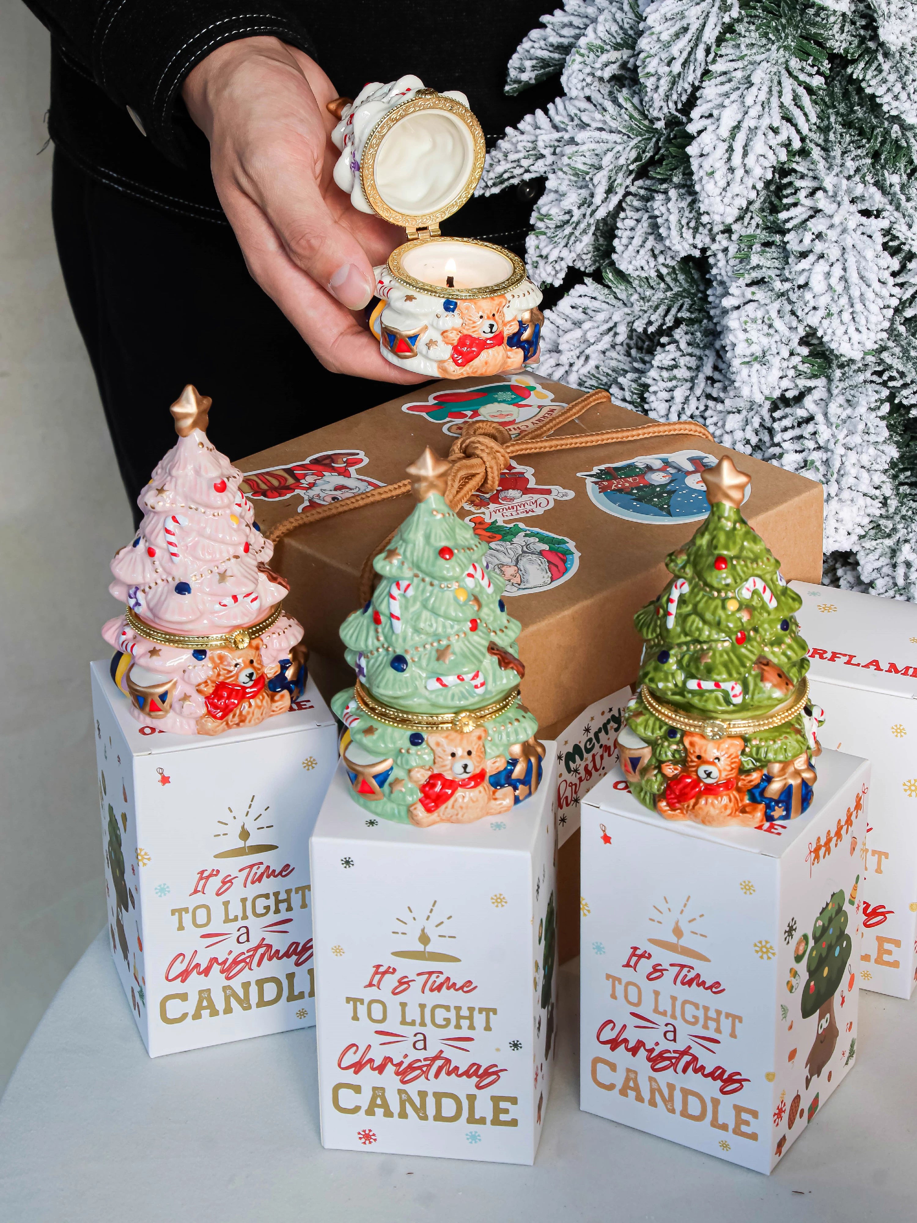 Scent candle Christmas tree shape