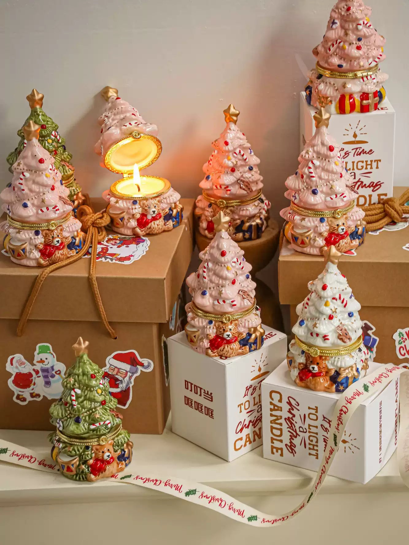 Scent candle Christmas tree shape